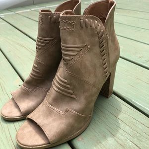 Chunky Heel Boots/Shoes